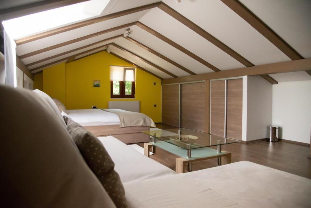 Holiday Home Tos Risika Luaran gambar