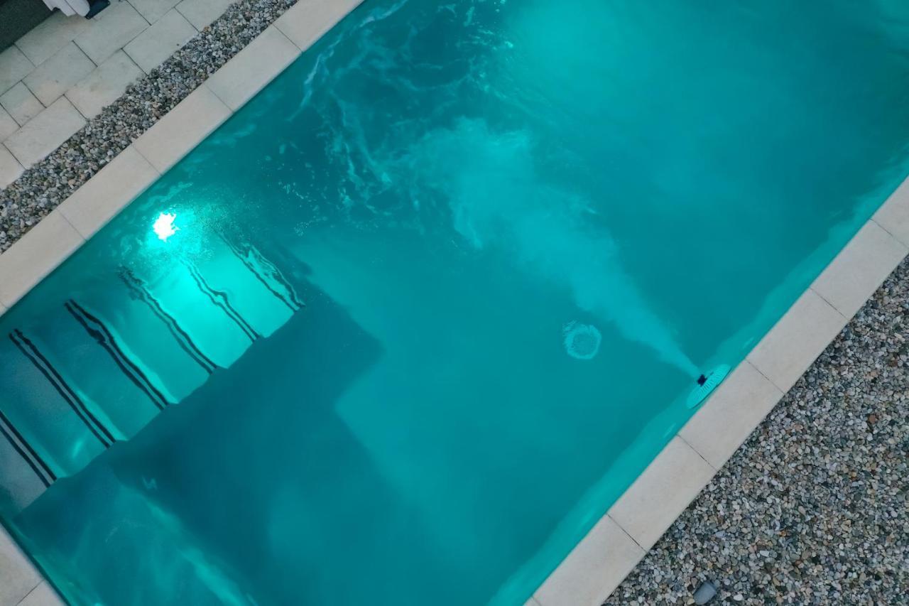 Holiday Home Tos Risika Luaran gambar